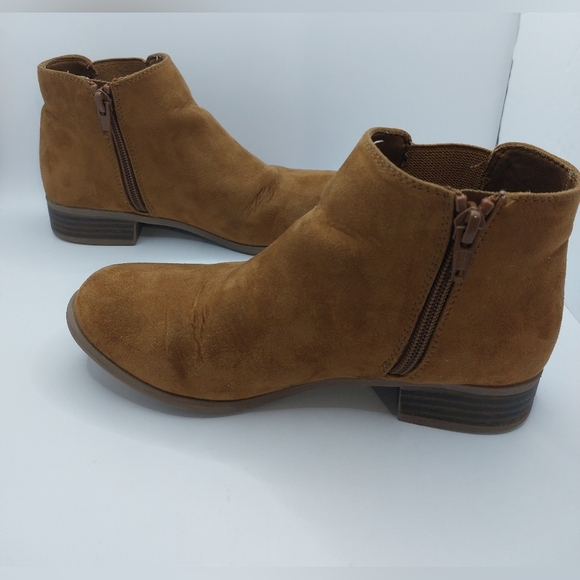 Brown Suede/Microfiber SO Ankle Boots‎ Girls Size 2 - Picture 6 of 8